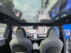 Volvo EX30 2025 Rear-Wheel Drive Extended Range Ultra - ფოტო 17
