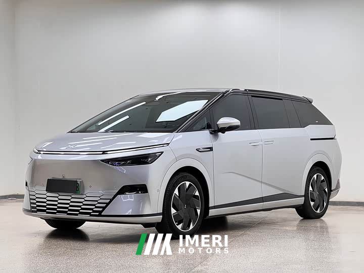 XPeng X9 640 AWD High Performance Max - ავტომობილი ჩინეთიდან