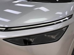 XPeng X9 640 AWD High Performance Max - ფოტო 8