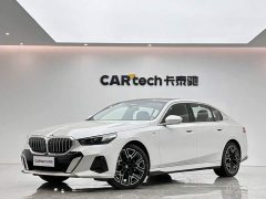 BMW 5 Series 530Li Luxury M Sport Package - ფოტო 1
