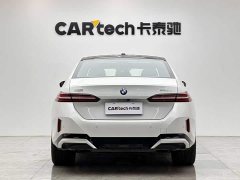 BMW 5 Series 530Li Luxury M Sport Package - ფოტო 4