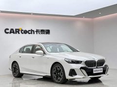 BMW 5 Series 530Li Luxury M Sport Package - ფოტო 6