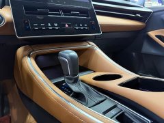 Toyota Avalon 2024 Hybrid 2.0L Luxury - ფოტო 13