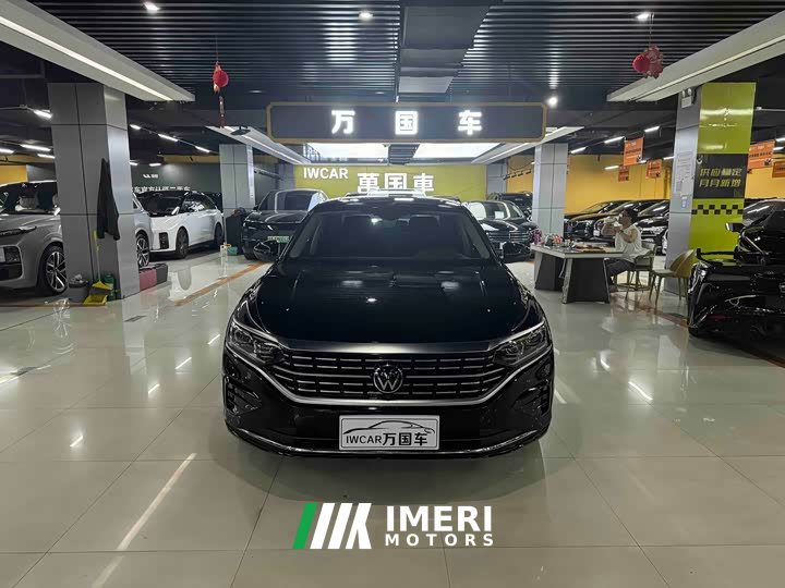 Volkswagen Passat 380TSI Luxury - ავტომობილი ჩინეთიდან