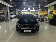 Volkswagen Passat 380TSI Luxury - ფოტო 1