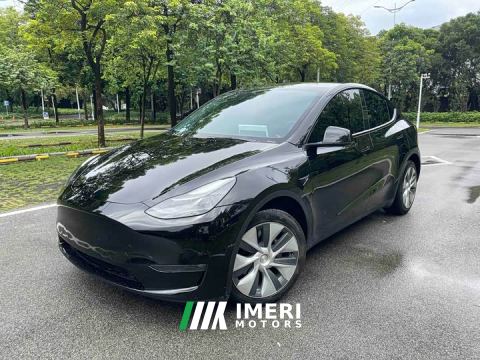 2022 Tesla Model Y Long Range All-Wheel Drive