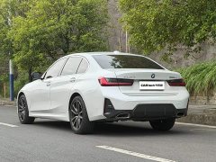 BMW 3 Series 325Li M Sport Package - ფოტო 9