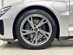 Audi RS e-tron GT 2023 Base - ფოტო 4