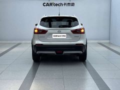 Nissan Qashqai 2.0L CVT XV Premium Luxury - ფოტო 2