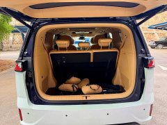 Voyah Dream PHEV Extended Range Luxury Edition - ფოტო 16