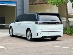 Voyah Dream PHEV Extended Range Luxury Edition - ფოტო 6