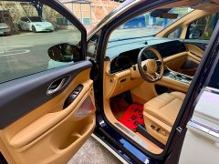 Voyah Dream PHEV Extended Range Luxury Edition - ფოტო 8