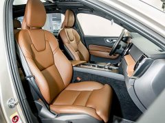 Volvo XC60 B5 AWD Smart Remote Luxury Edition - ფოტო 19