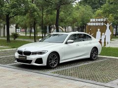 BMW 3 Series 325Li M Sport Package - ფოტო 1