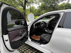 BMW 3 Series 325Li M Sport Package - ფოტო 11