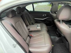 BMW 3 Series 325Li M Sport Package - ფოტო 19
