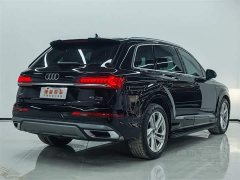 Audi Q7 45 TFSI quattro S line Sport - ფოტო 4