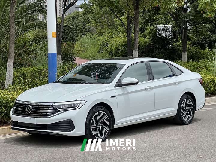 Volkswagen Sagitar 300TSI DSG Flying Edition - ავტომობილი ჩინეთიდან