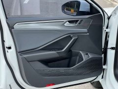 Volkswagen Sagitar 300TSI DSG Flying Edition - ფოტო 18