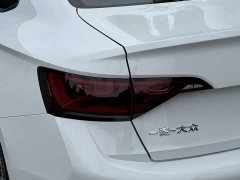 Volkswagen Sagitar 300TSI DSG Flying Edition - ფოტო 19