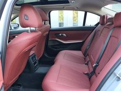 BMW 3 Series 325Li M Sport Package - ფოტო 9
