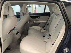Mercedes-Benz EQE 500 4MATIC Luxury - ფოტო 10