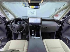 Toyota Alphard Hybrid 2.5L Premium Edition - ფოტო 11