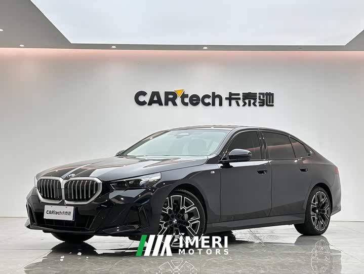 BMW 5 Series 530Li Luxury M Sport Package - ავტომობილი ჩინეთიდან