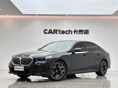 BMW 5 Series 530Li Luxury M Sport Package - ფოტო 1