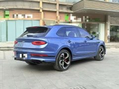 Bentley Bentayga 4.0T V8 - ფოტო 3
