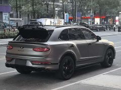 Bentley Bentayga 4.0T V8 - ფოტო 8