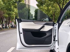 Tesla Model Y Facelift Long Range All-Wheel Drive - ფოტო 4