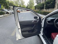 Tank Polo Plus 1.5L Automatic Panoramic Comfort Edition - ფოტო 16