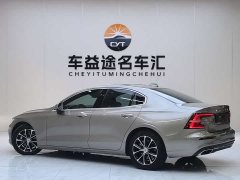 Volvo S60 B4 Smart Luxury Edition - ფოტო 4
