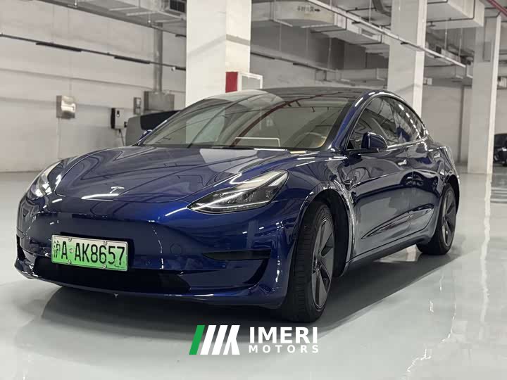 Tesla Model 3 Rear-Wheel Drive