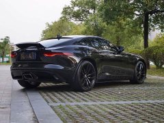 Jaguar F-TYPE P300 Hardtop R-DYNAMIC BLACK - ფოტო 9