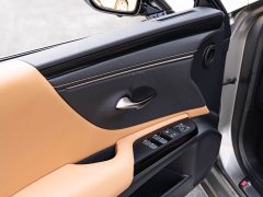 Lexus ES 2022 300h Premium Edition - ფოტო 19