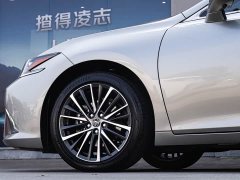 Lexus ES 2022 300h Premium Edition - ფოტო 8