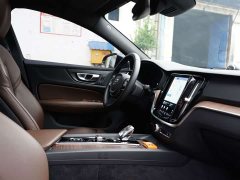 Volvo S60 B4 Smart Luxury Edition - ფოტო 10