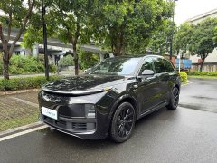 Li Auto L8 2023 Pro - ფოტო 1