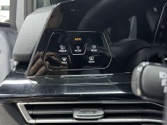 Volkswagen Golf 2023 280TSI DSG R-Line Lite - ფოტო 9
