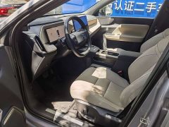Volvo XC70 Plug-in Hybrid 2026 Two-Wheel Drive Long Range Core - ფოტო 9