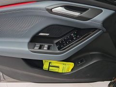 Audi A6L e-tron Launch Edition with Qiankun Intelligent Driving - ფოტო 6