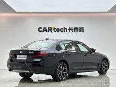BMW 5 Series 530Li Luxury M Sport Package - ფოტო 5