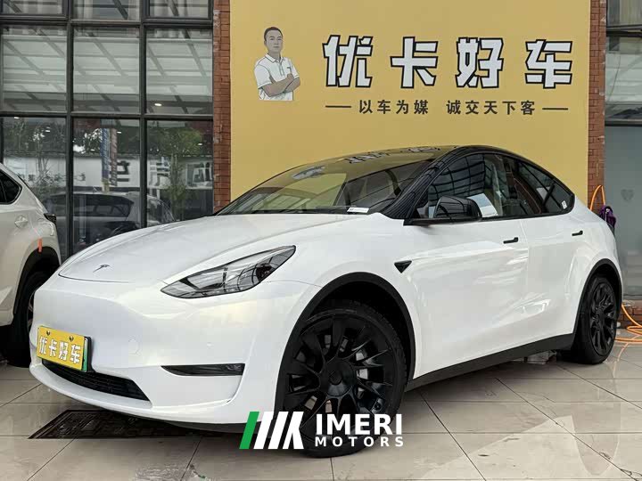 Tesla Model Y Standard Range RWD