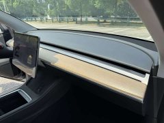 Tesla Model Y Standard Range RWD - ფოტო 18