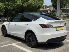 Tesla Model Y Standard Range RWD - ფოტო 6