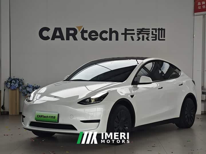 Tesla Model Y Facelift Rear-Wheel Drive