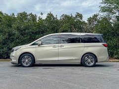 Buick GL8 ES Land Respect 653T Respect Enjoyment Edition - ფოტო 6