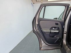 Mercedes-Benz EQA 2022 EQA 300 4MATIC Launch Edition - ფოტო 14